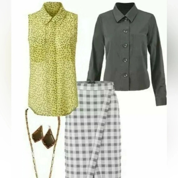 Cabi Bright Yellow Sheer Ditzy Daisy Button Down Shirt Blouse Medium - Picture 6 of 15